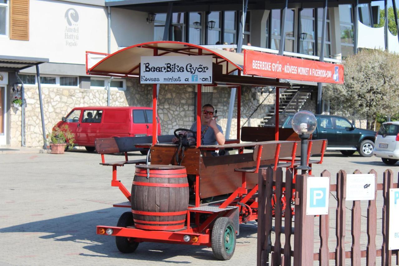 Amstel Hattyu Panzio -Erintesmentes Bejelentkezes Gyor Luaran gambar
